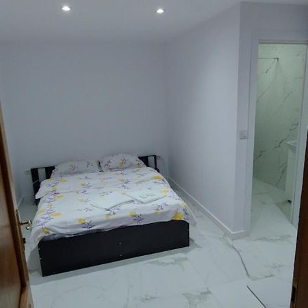 Antic House Hotell Predeal Eksteriør bilde